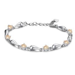 Kiváló Minőségű Női Vízcsepp  Bevonatú Titán Karkötő Gyémánttal